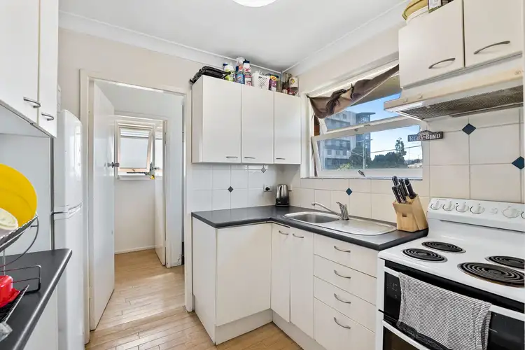 Fifth view of Homely unit listing, 7B/2 Carl Street, Woolloongabba QLD 4102