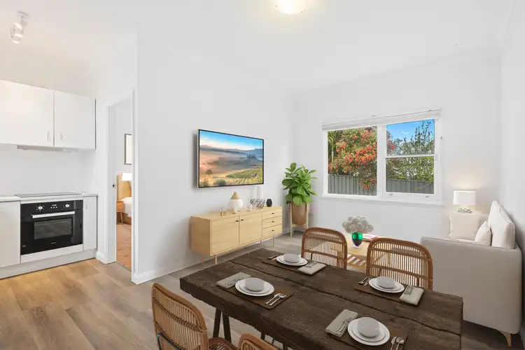 2/14 Lang Street, Balgownie NSW 2519