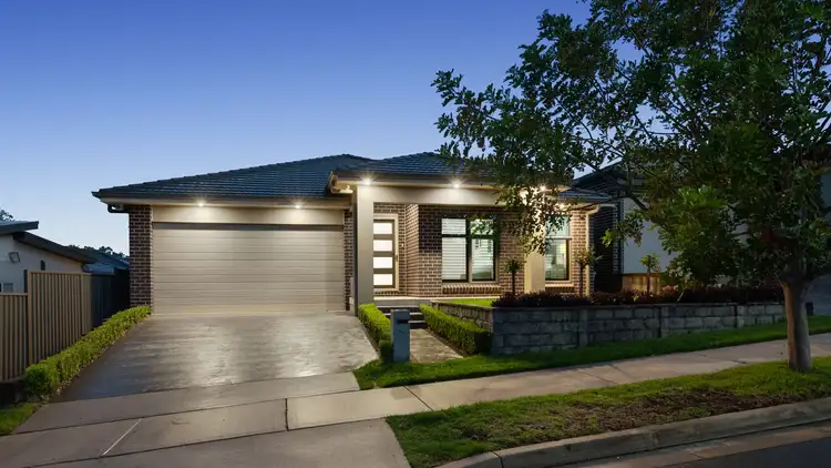 64 Cropton Street, Jordan Springs NSW 2747