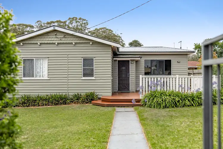 77 South Street, Rangeville QLD 4350