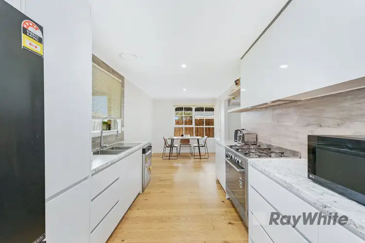 48 Clairmont Avenue, Cranbourne VIC 3977