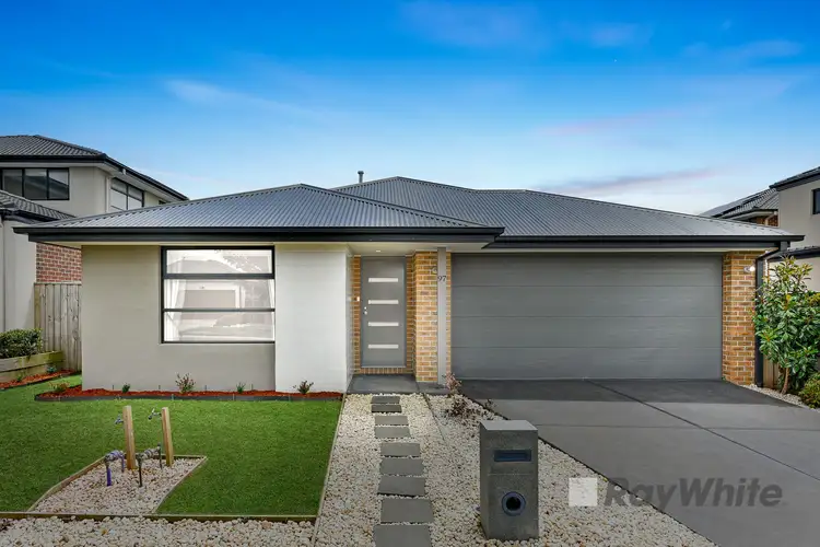 97 Deoro Parade, Clyde North VIC 3978