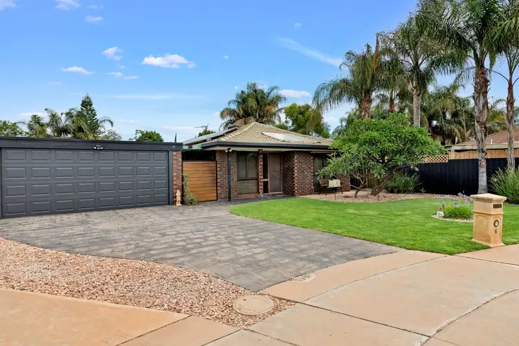 Second view of Homely house listing, 5 Finch Court, Mildura VIC 3500