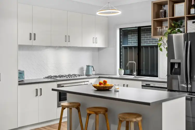 Fifth view of Homely house listing, 2 Rose Place, Mount Barker SA 5251