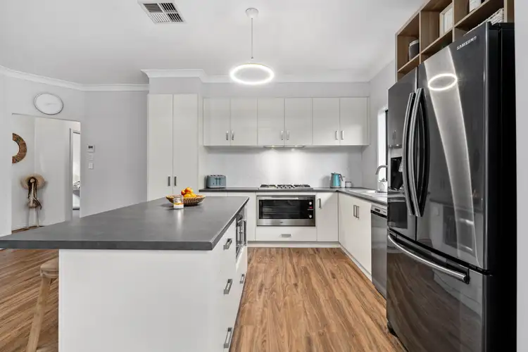 Sixth view of Homely house listing, 2 Rose Place, Mount Barker SA 5251