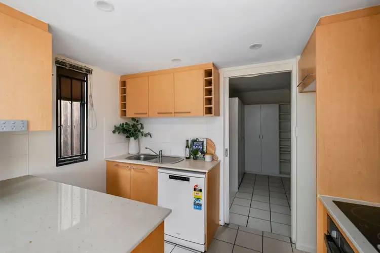 Fifth view of Homely townhouse listing, 2/127 Ekibin Road, Annerley QLD 4103