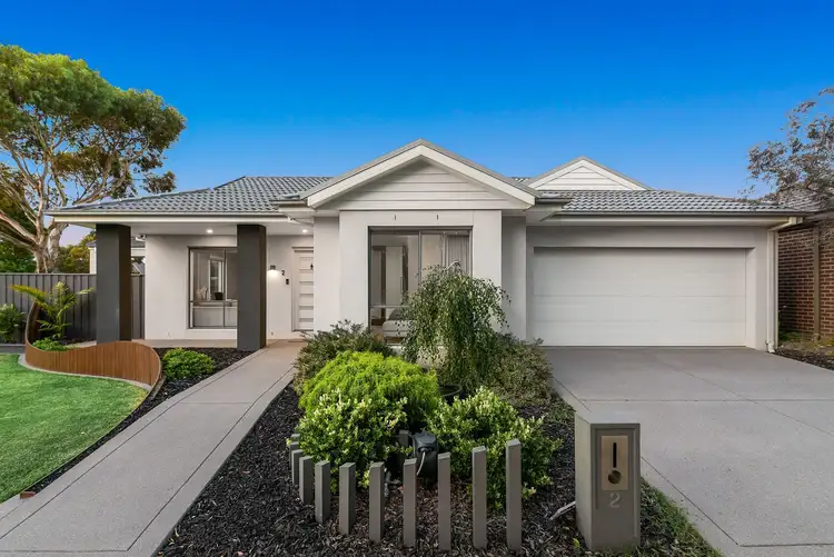 2 Angelique Street, Berwick VIC 3806