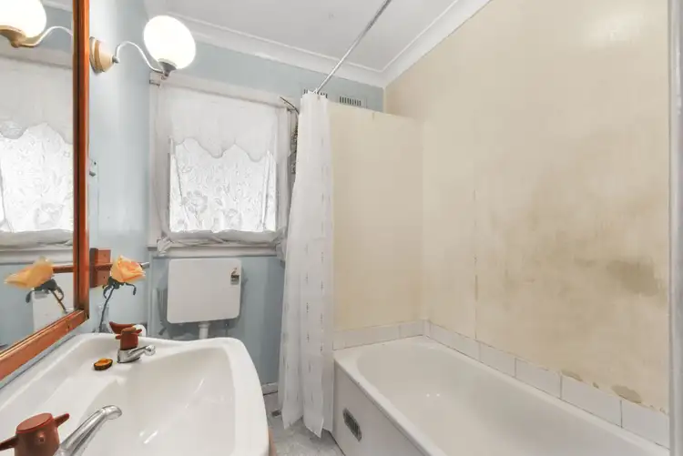 Sixth view of Homely house listing, 3 Palau Crescent, Lethbridge Park NSW 2770