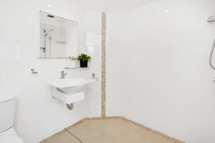 Sixth view of Homely apartment listing, 4B/10 Marine Parade, Southport QLD 4215