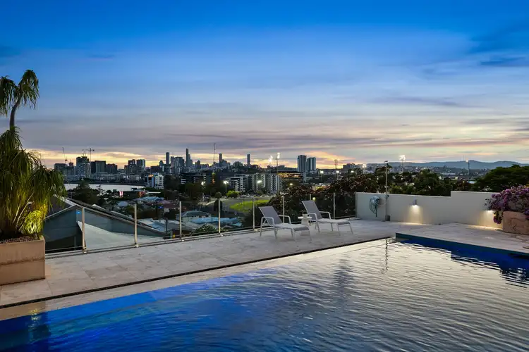 37 Queens Road, Hamilton QLD 4007