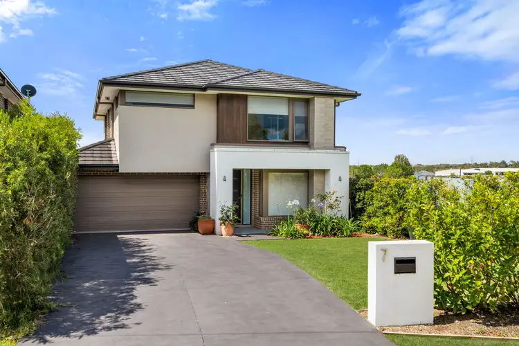 7 Cutler Way, Oran Park NSW 2570