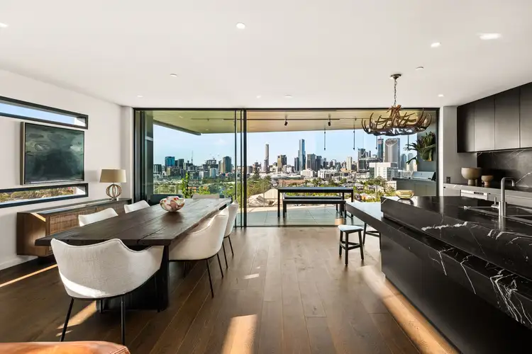 201/180 Dornoch Terrace, Highgate Hill QLD 4101