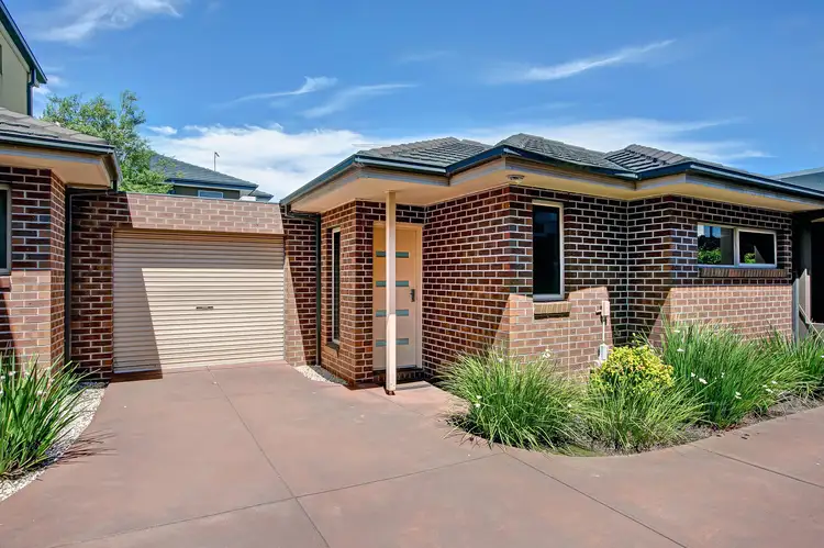 2/99 Cuthbert Road, Reservoir VIC 3073