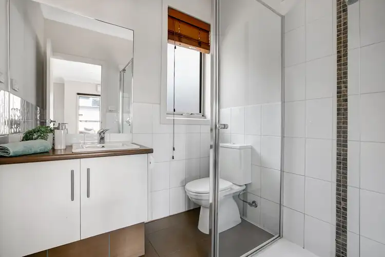 Sixth view of Homely unit listing, 2/99 Cuthbert Road, Reservoir VIC 3073