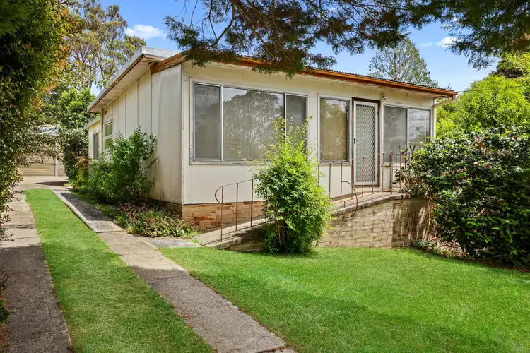 6 Bessemer Street, Mittagong NSW 2575