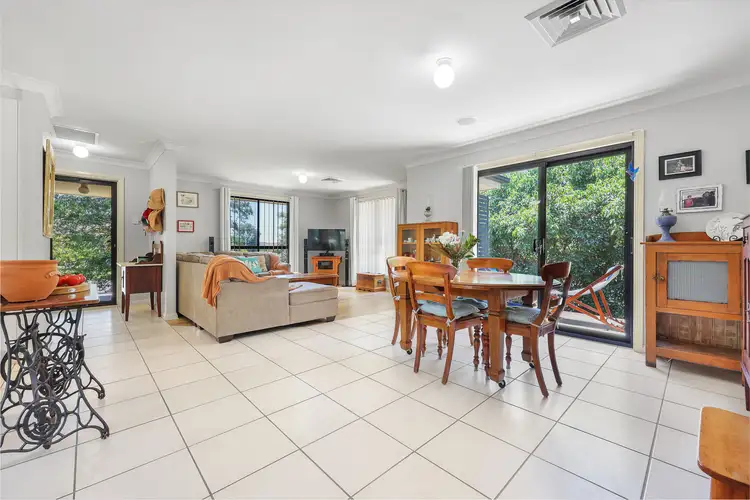 Fifth view of Homely house listing, 2 Cassia Place, Tamworth NSW 2340