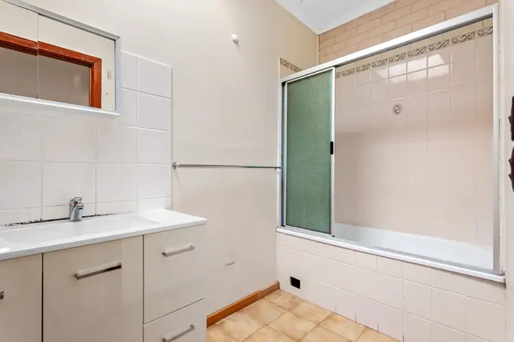 Fourth view of Homely unit listing, 3/1018 North Road, Bentleigh East VIC 3165