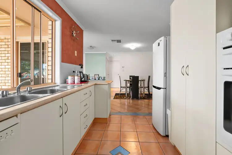 Sixth view of Homely house listing, 9 Fern Court, Emerald QLD 4720