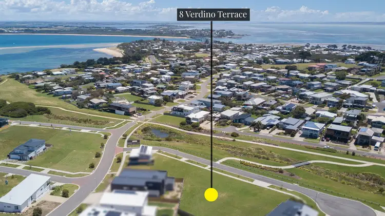 8 Verdino Terrace, San Remo VIC 3925