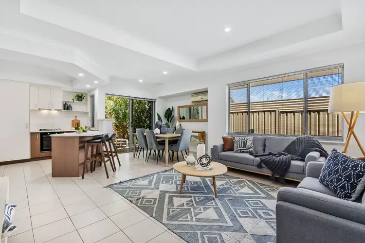 14C Ravenswood Drive, Nollamara WA 6061