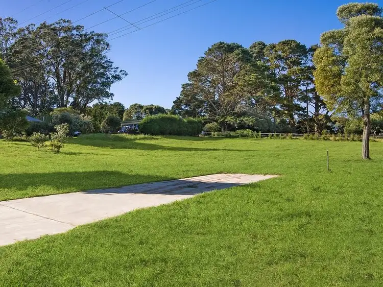 57 South Street, Robertson NSW 2577