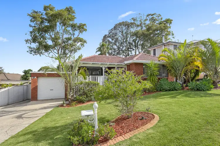 18 Loch Carron Avenue, Farmborough Heights NSW 2526