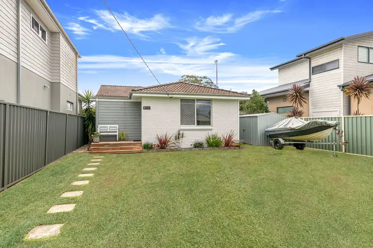 Second view of Homely house listing, 17 Davis Avenue, Davistown NSW 2251