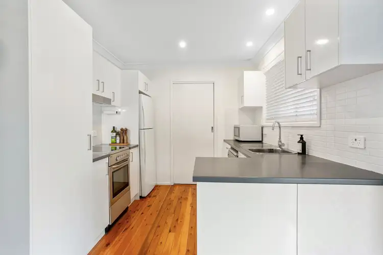Sixth view of Homely house listing, 2 Robyn Avenue, South Penrith NSW 2750