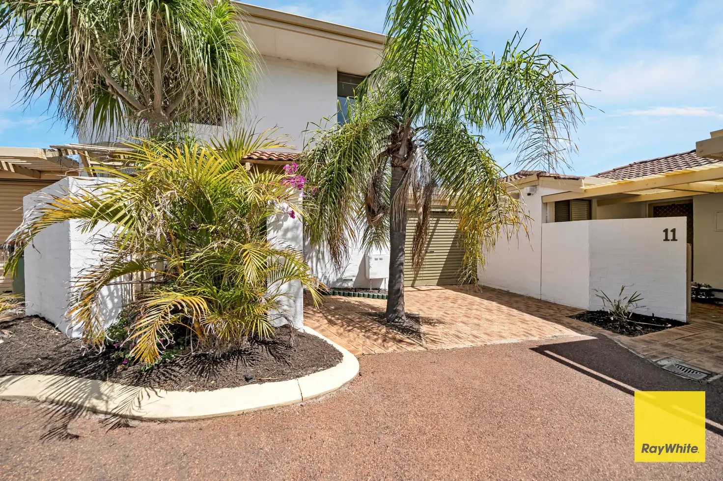 Main view of Homely townhouse listing, 10/27 Mcgregor Street, Embleton WA 6062