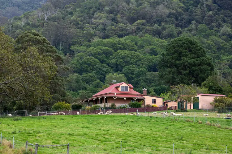 11 Grahams Road, Meroo Meadow NSW 2540