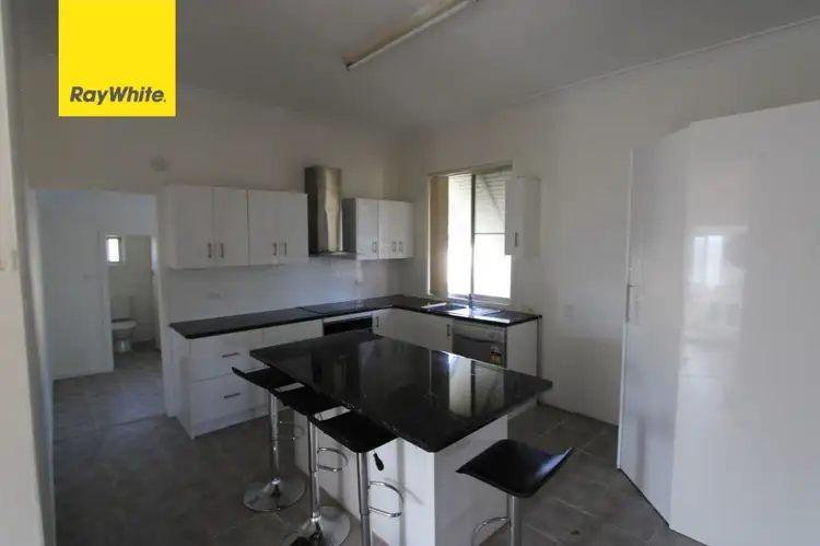61 Chester Street, Inverell NSW 2360
