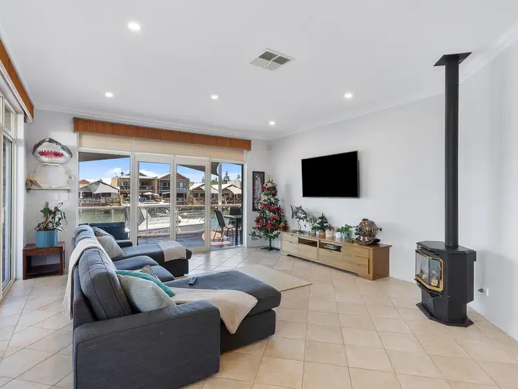 Fifth view of Homely house listing, 6 Bermuda Place, Halls Head WA 6210