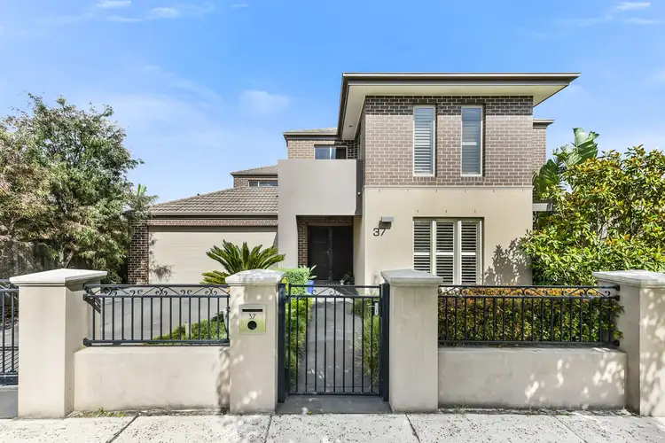 37 Montpelier Drive, Berwick VIC 3806