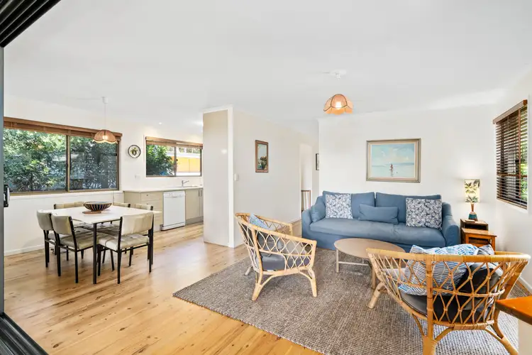 11 Bigoon Road, Point Lookout QLD 4183