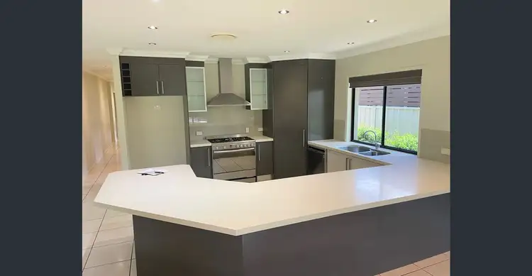 Fifth view of Homely house listing, 27 Carrington Place, Emerald QLD 4720