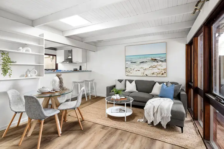 Second view of Homely unit listing, 5/163 Mount Eliza Way, Mount Eliza VIC 3930