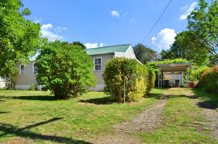 3 York Street, Adaminaby NSW 2629