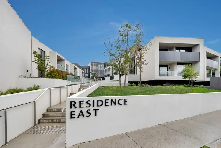102/692 Whitehorse Road, Mont Albert VIC 3127