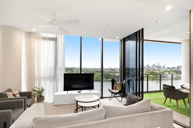 Main view of Homely unit listing, 21306/37D Harbour Road, Hamilton QLD 4007