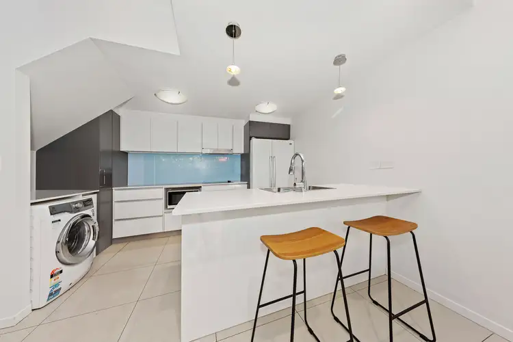 Fourth view of Homely townhouse listing, 4/62 Fairfield Road, Fairfield QLD 4103
