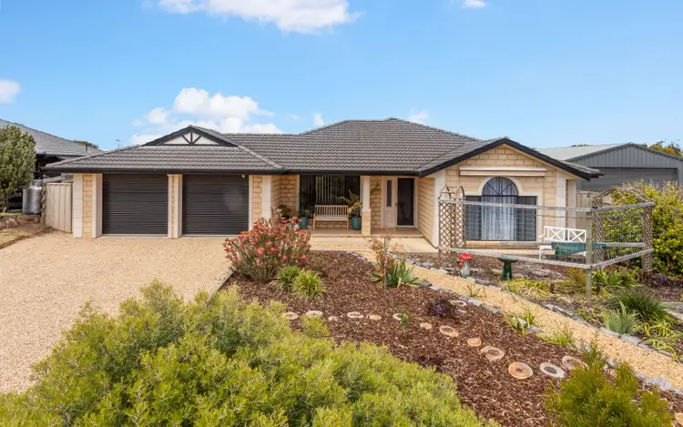 Second view of Homely house listing, 8 Beryl Court, Middleton SA 5213