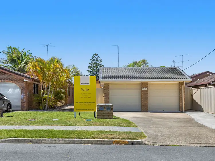 2/11 Spencer Street, Southport QLD 4215