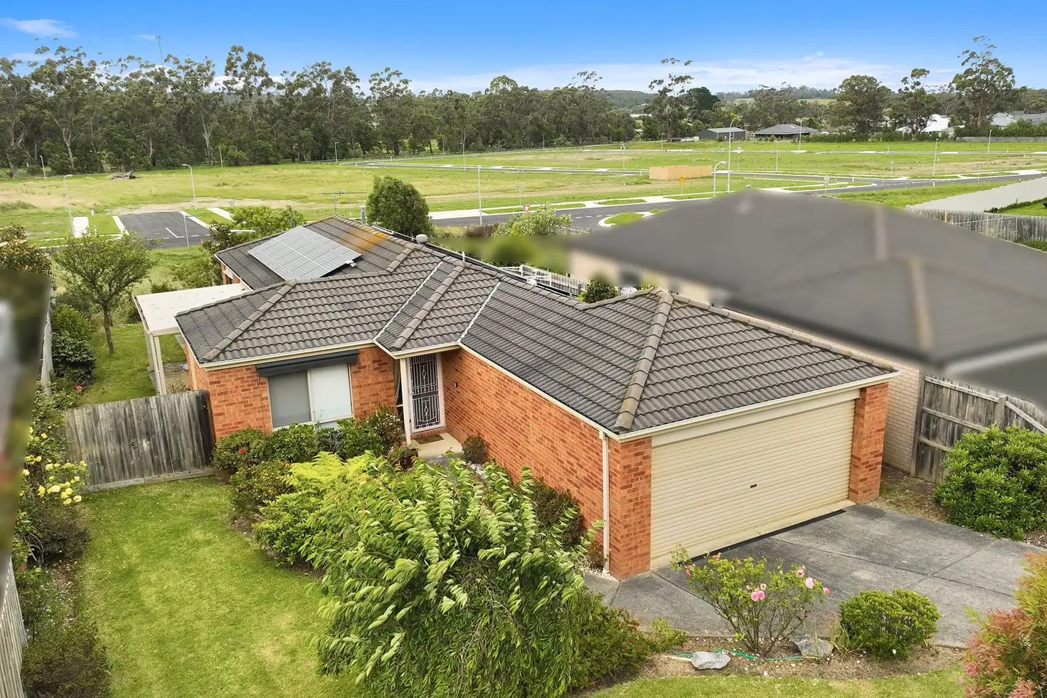 Main view of Homely house listing, 19 Springwater Drive, Drouin VIC 3818