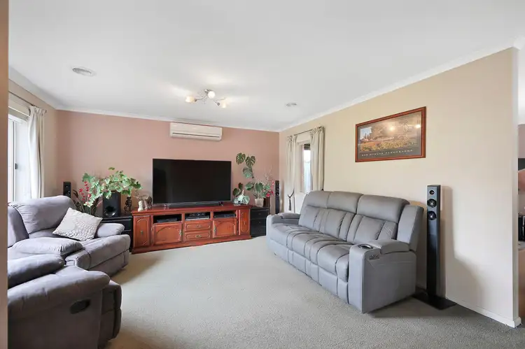 Second view of Homely house listing, 19 Springwater Drive, Drouin VIC 3818