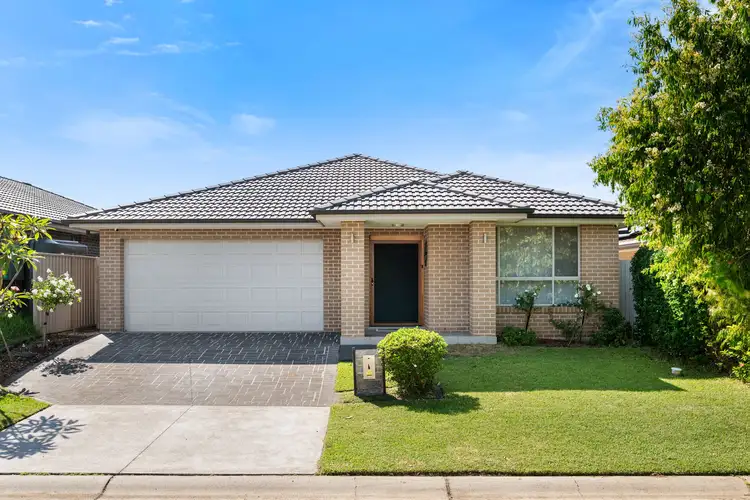 4 Lewis Street, Spring Farm NSW 2570