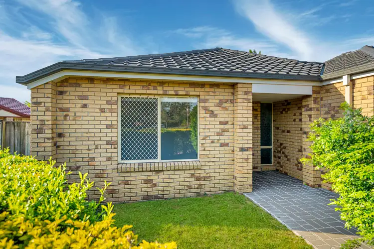 21 Hilltop Place