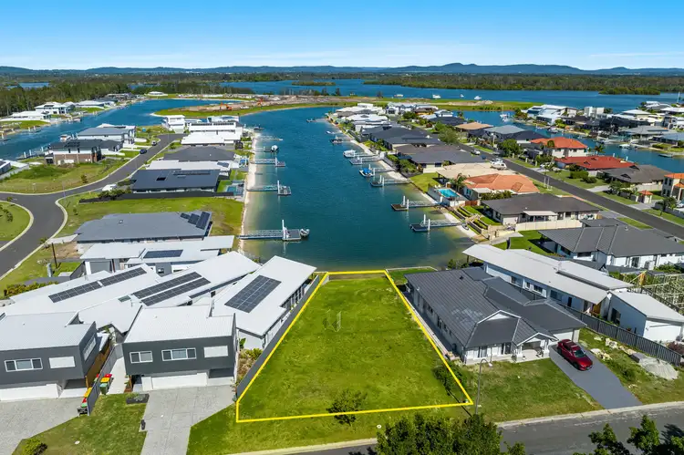 41 Witonga Drive, Yamba NSW 2464