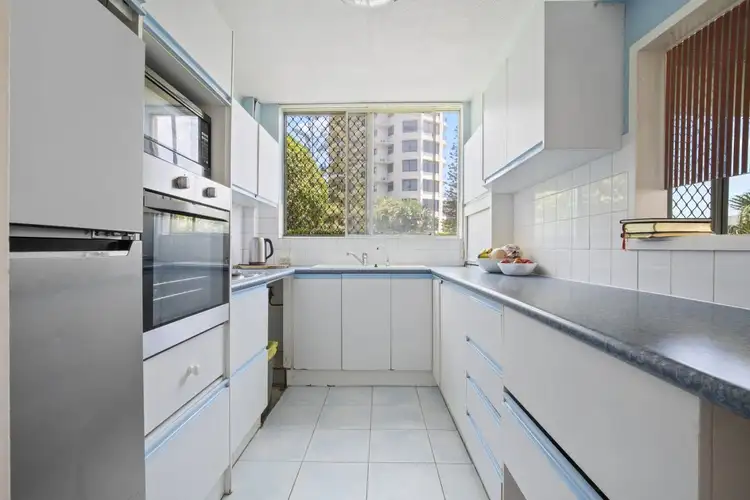Fifth view of Homely unit listing, 1/4 Elizabeth Avenue, Broadbeach QLD 4218