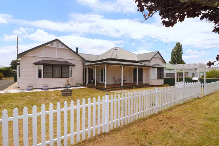 92 Taylor Street, Glen Innes NSW 2370