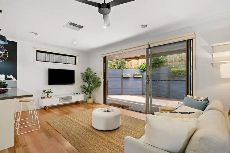 Fifth view of Homely unit listing, 3/8 McCarthy Grove, Montmorency VIC 3094